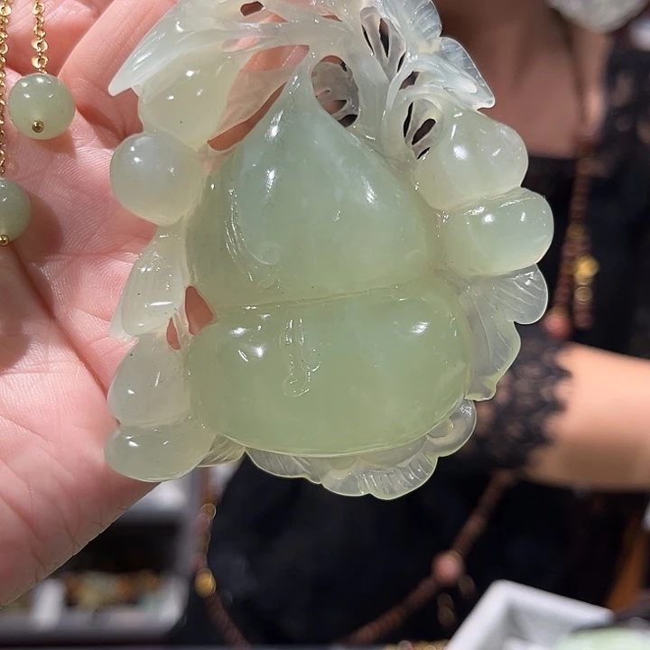 未镶嵌岫玉毛衣链
