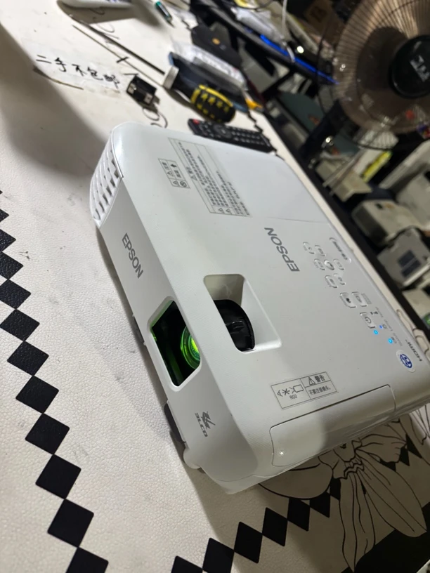 9新  二手 爱普生投影仪 运费自理