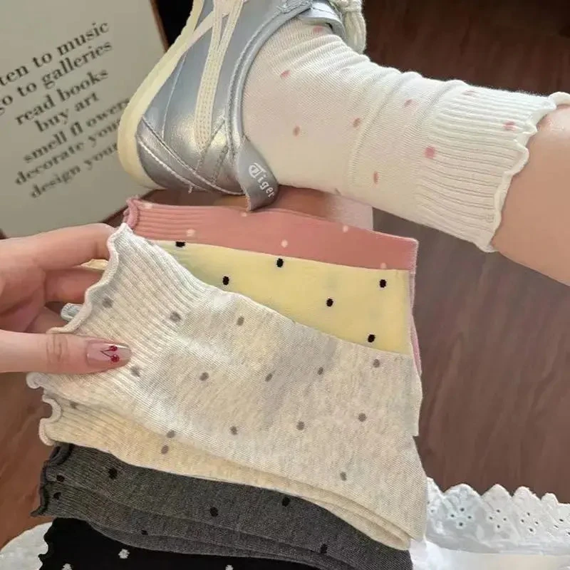 舒适新款袜子女中筒木耳边波点堆堆袜春秋中筒舒适月子袜FFgtal