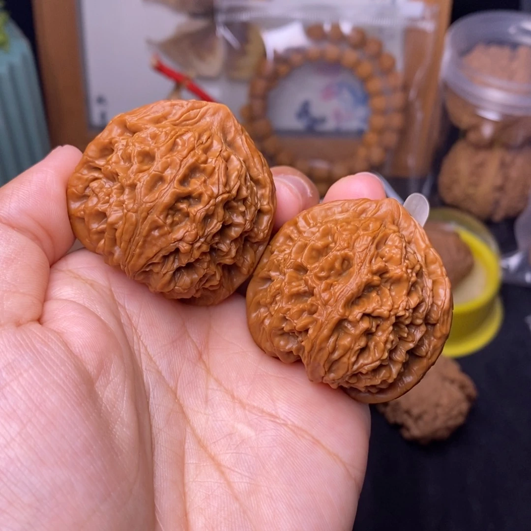 文玩核桃把件卡*40.5水龙纹