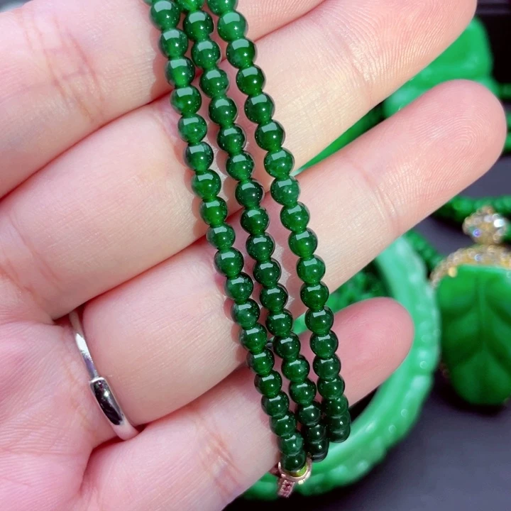 翡翠未镶嵌毛衣链