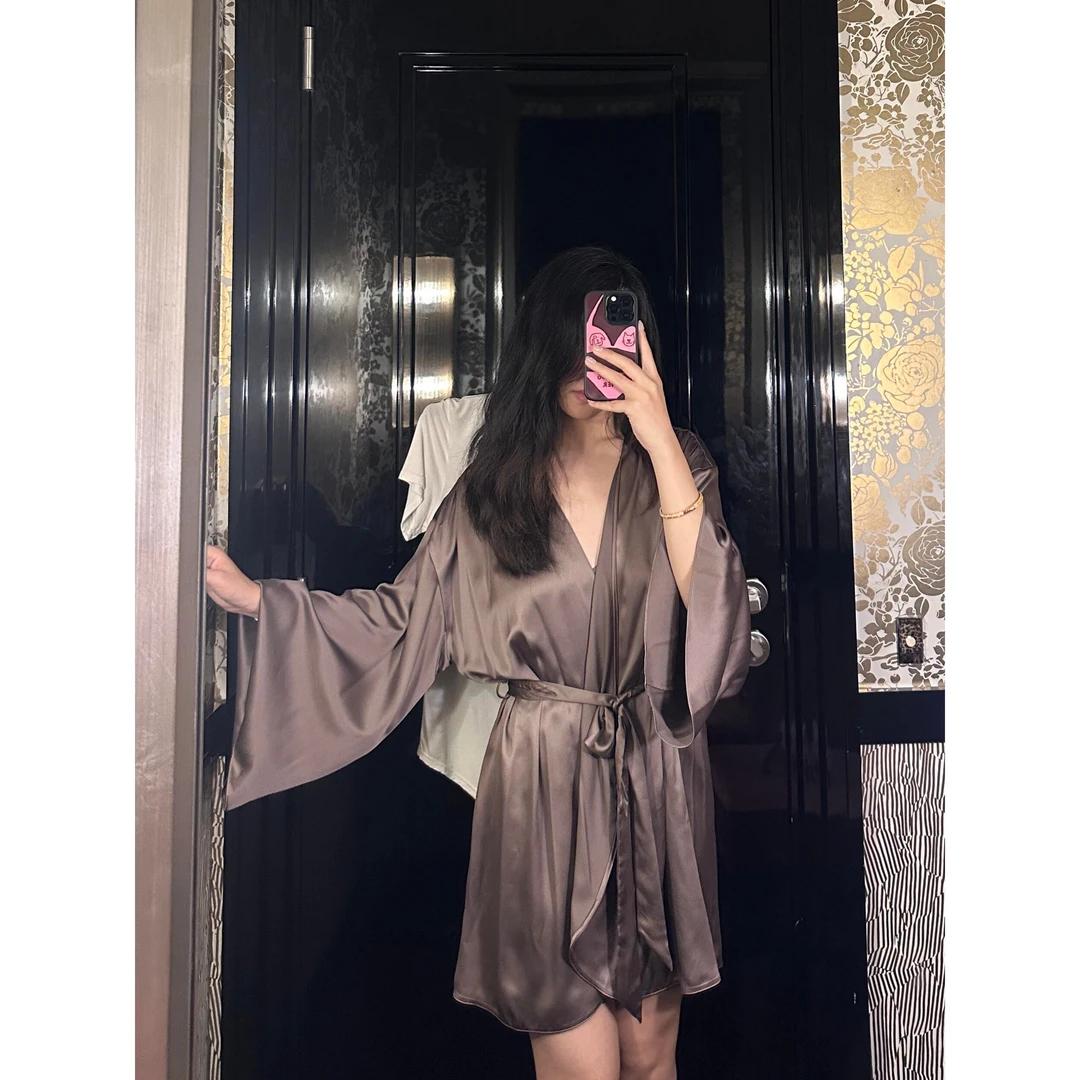 高级感纯欲性感冰丝睡袍浴袍女秋季慵懒风宽松纯色家居服睡衣睡裙