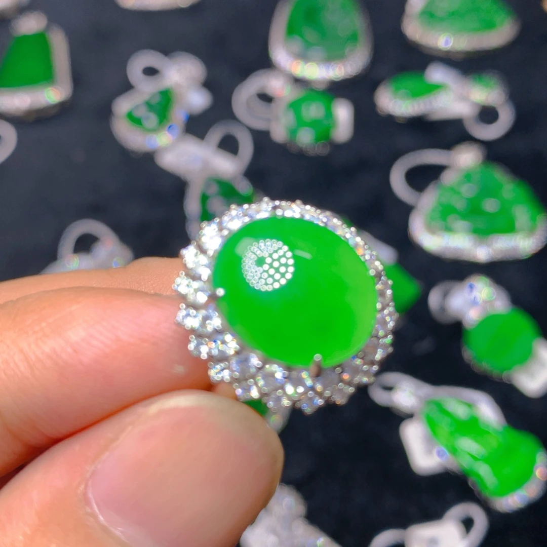 颈饰银S925镶嵌翡翠