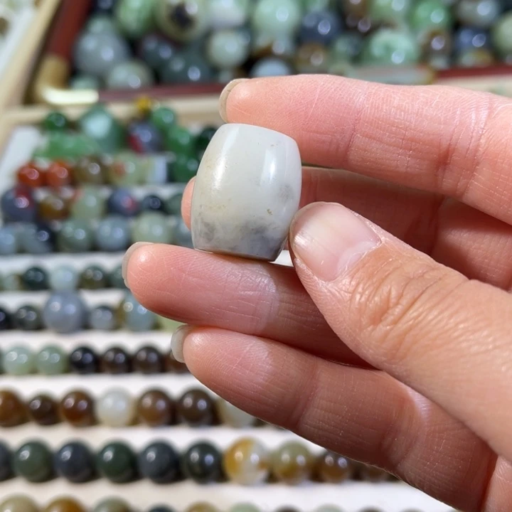 和田玉（糖玉）未镶嵌珠宝半成品