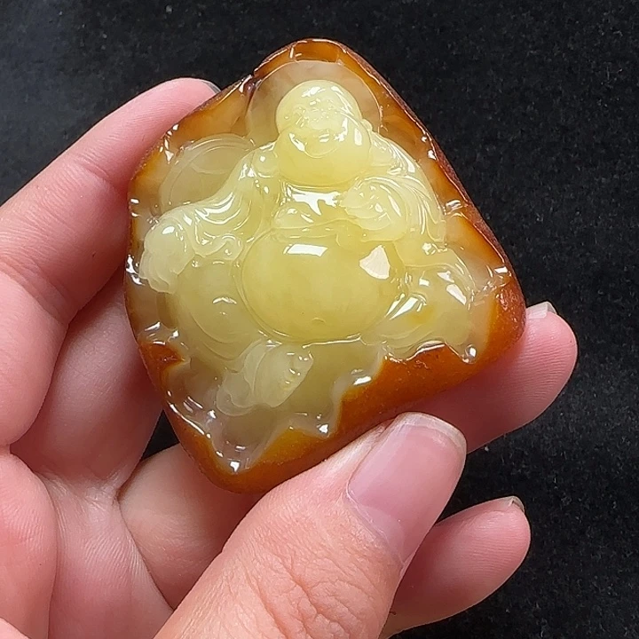 桀***桀未镶嵌蜜蜡珠宝奇石