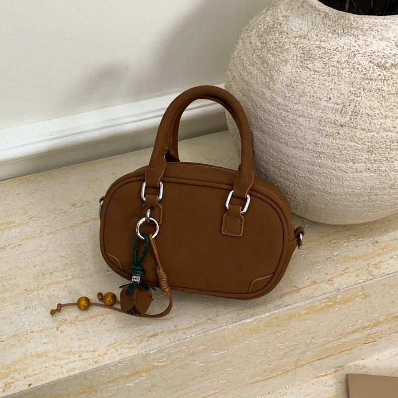 波士顿手提包包女2025新款轻奢小众高级感秋冬复古棕色单肩斜挎包