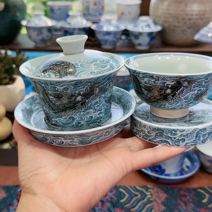 34689589687968989909