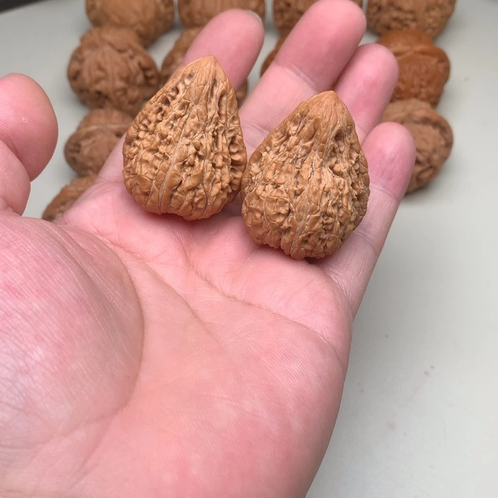 文玩核桃吊坠坐佛35