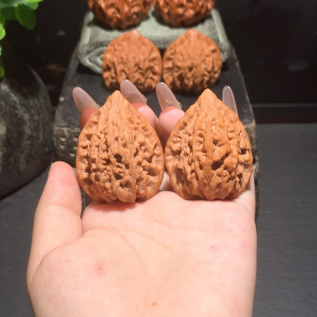 文玩核桃吊坠昌平一代十三鸡062109