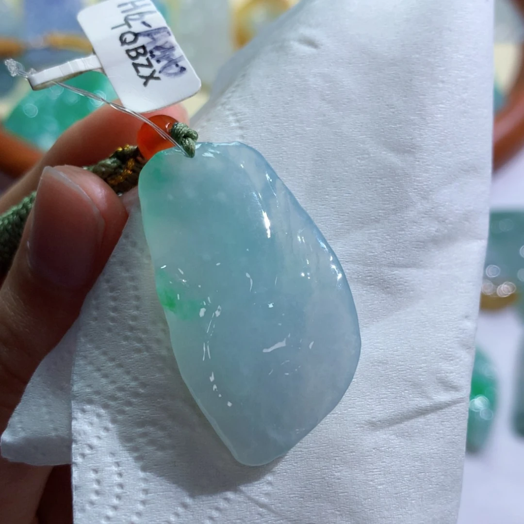 【闪购商品】翡翠吊坠(不含链)未镶嵌 1357