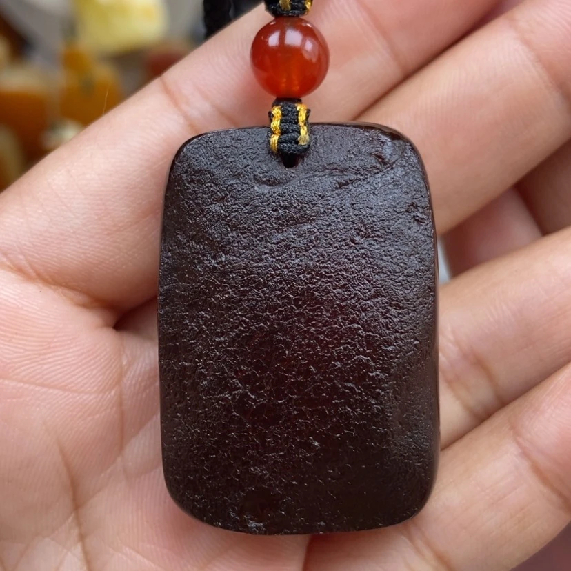 【闪购商品】琥珀颈饰未镶嵌