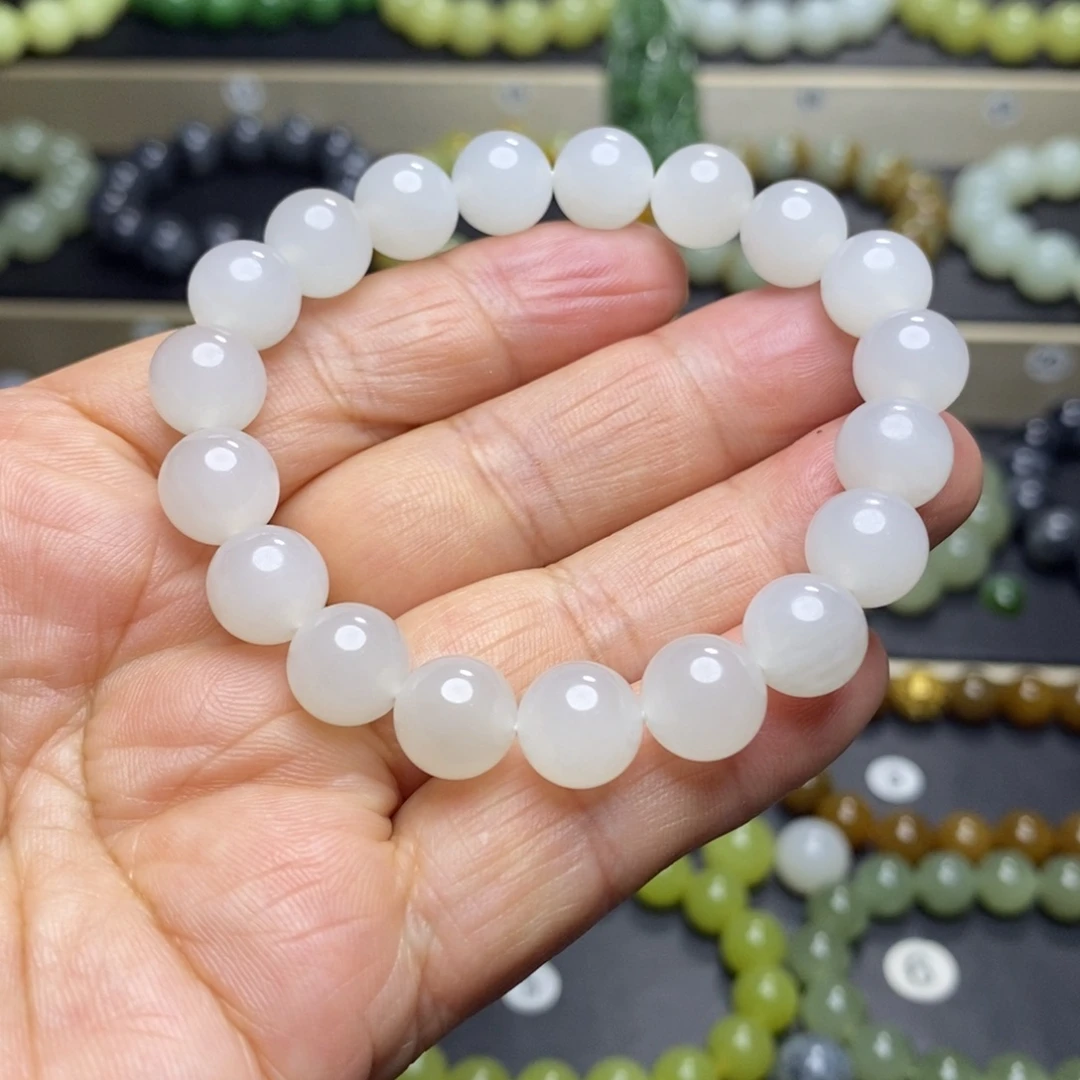 和田玉未镶嵌手串