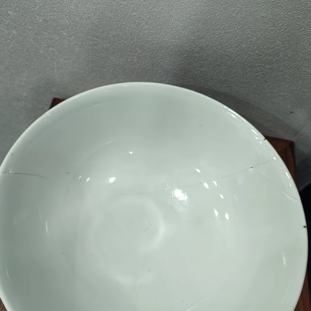 粉彩红洋莲大碗25,又破修补
