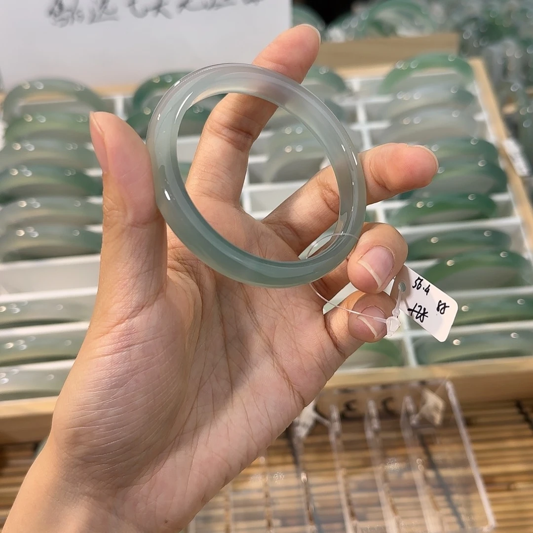 玛瑙/玉髓未镶嵌手镯圈口56.4