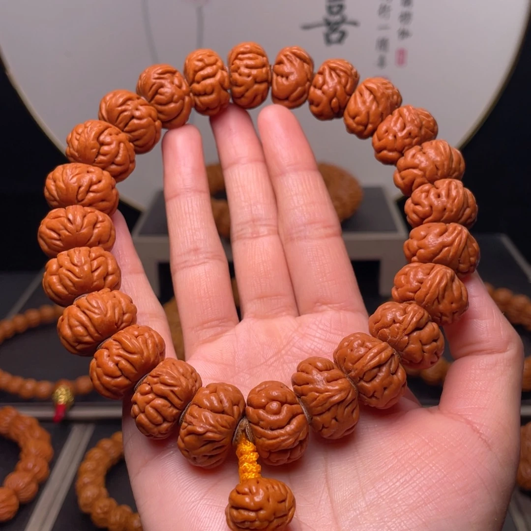 桃核吊坠19尺寸白玉龙手串