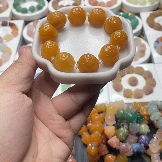 石英质玉（非洲翠）合金手串