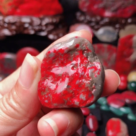 昌化鸡血石昌化鸡血石挂件