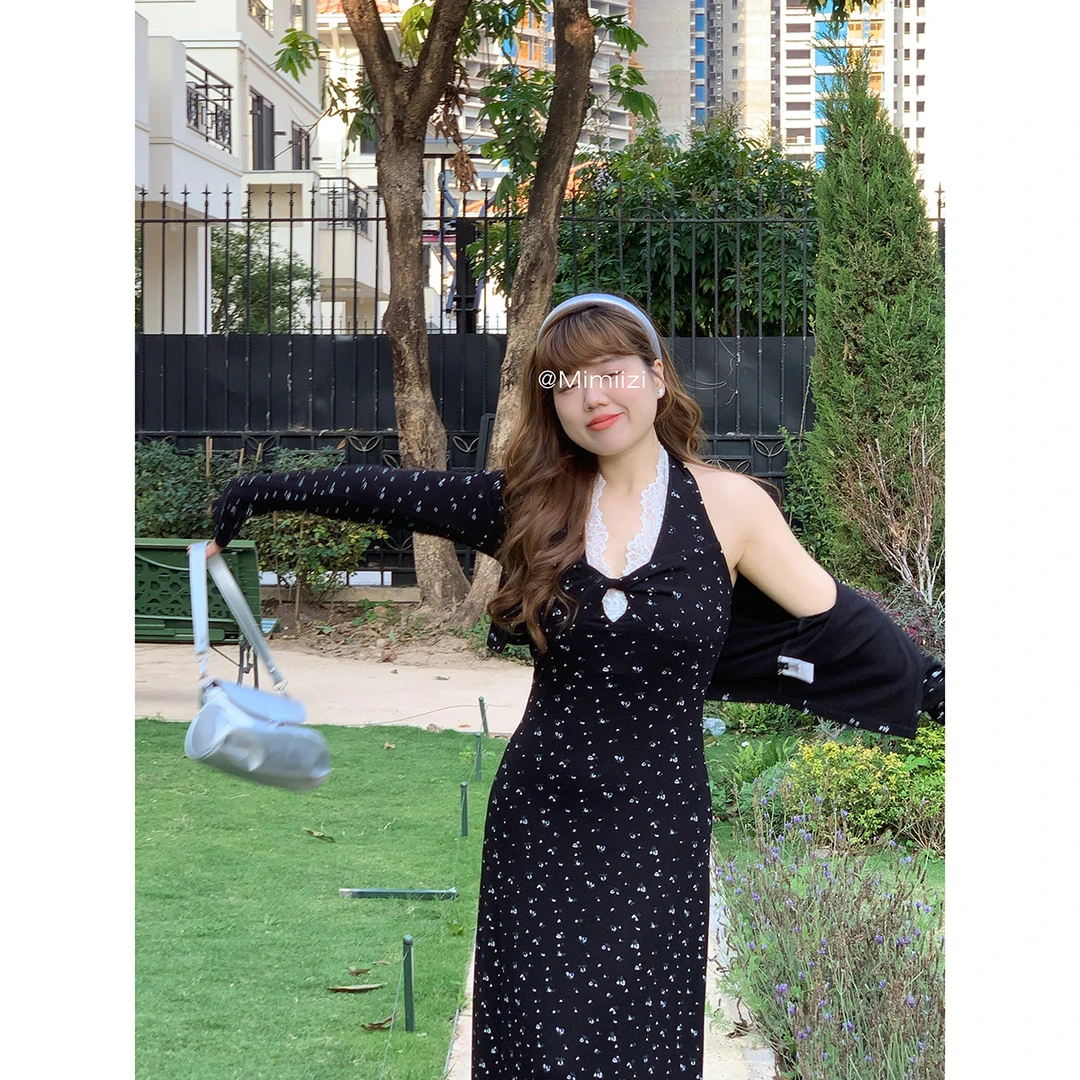 米米子“西西里漫花”定制蕾丝拼接挂脖连衣长裙显瘦夏季新款裙子女