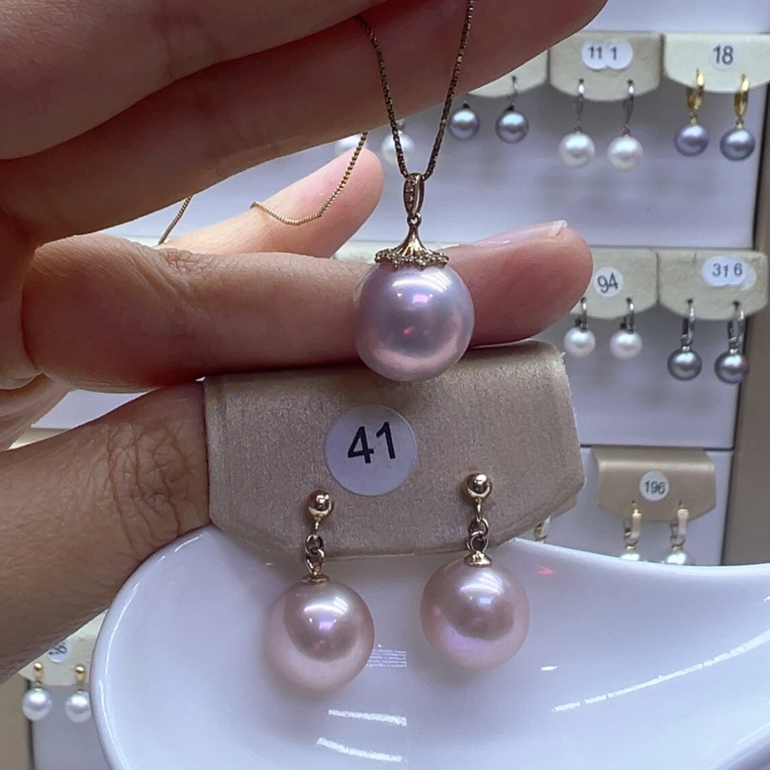 淡水珍珠18K金镶嵌吊坠(赠链)