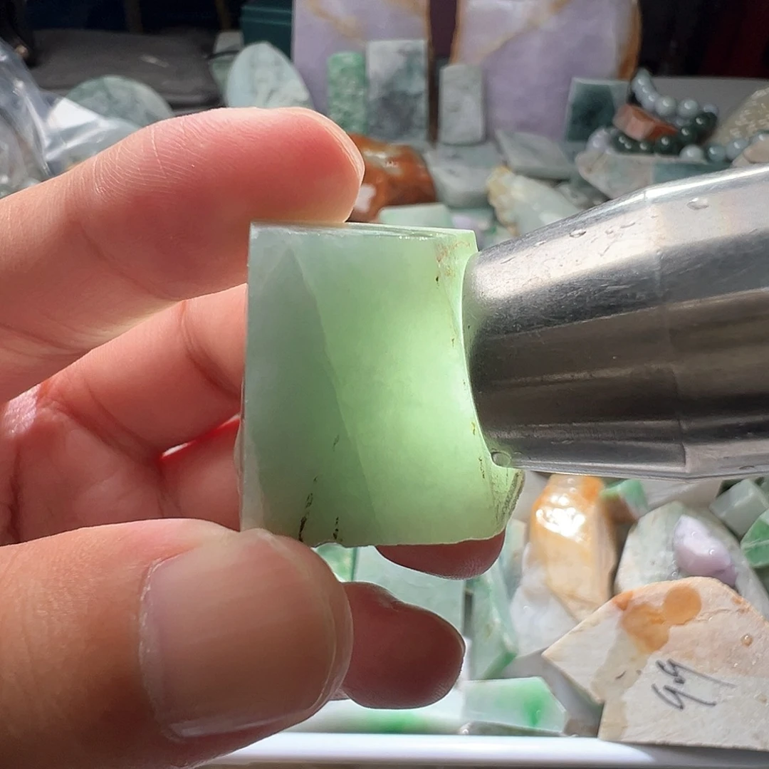 翡翠散珠翡翠原石片料