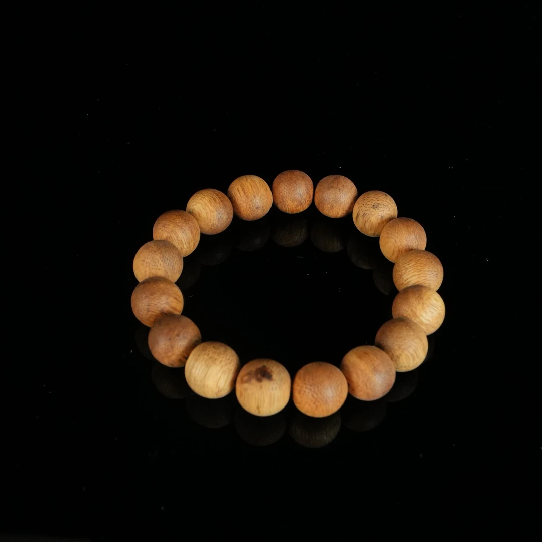 3217 台湾回流老料惠安系红油软丝沉香手串 1.28cm 13.3g