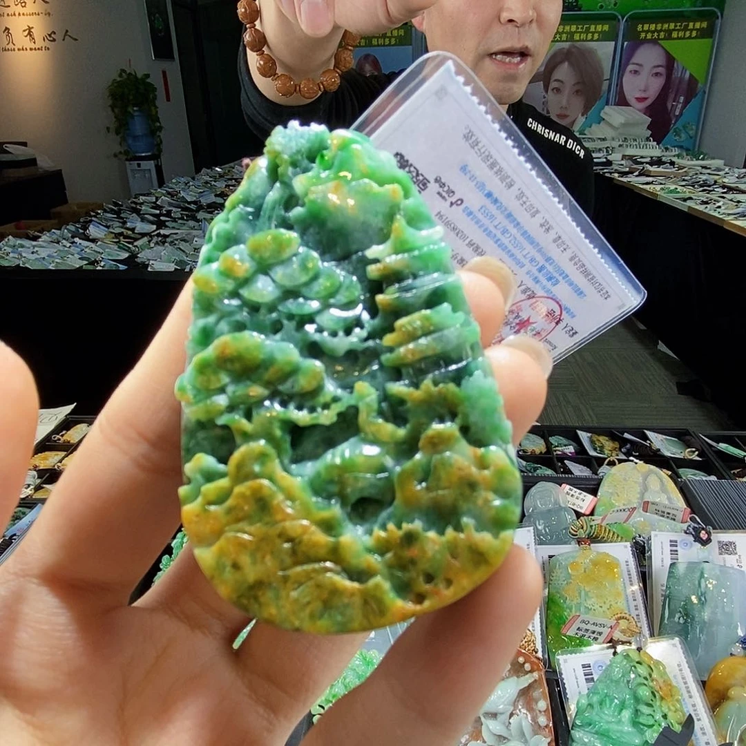 颈饰未镶嵌翡翠翡翠