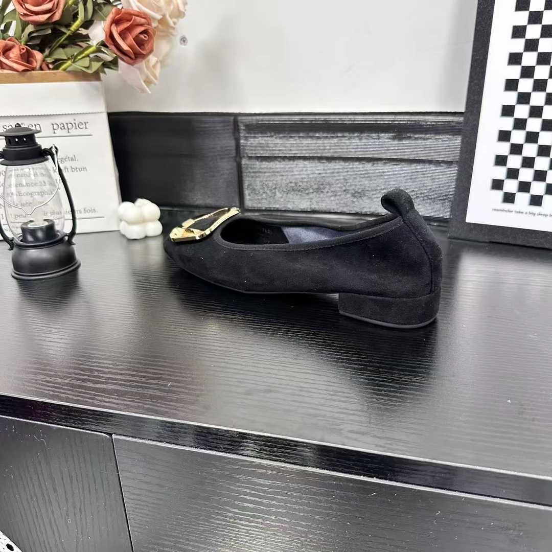 春季上新经典百搭时尚休闲潮流个性舒适单鞋冷粘工艺女鞋1382-56