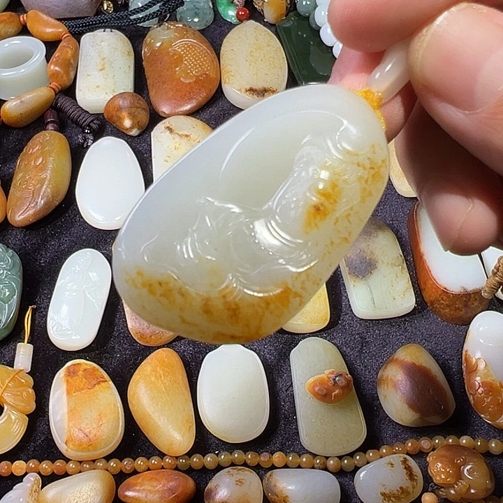 飏***飏和田玉未镶嵌吊坠(不含链)