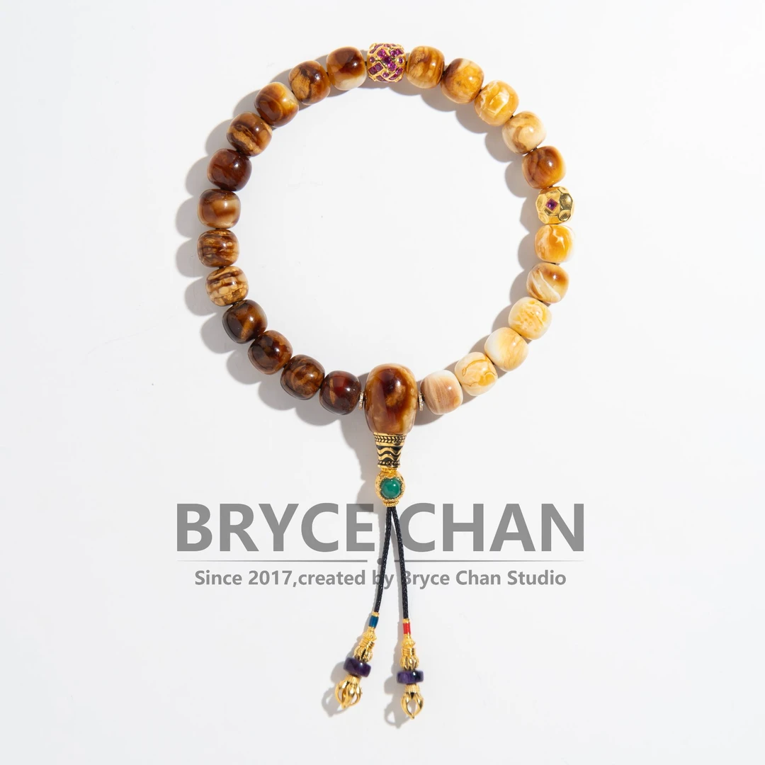 【耀今·渐变沁色虎皮妖孽18K金手持】（8.6mm·13.1g）蜜蜡手持手串