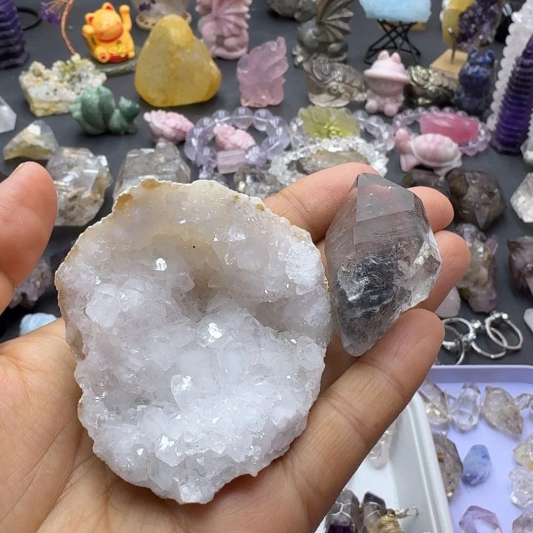 石材原石两个的故事