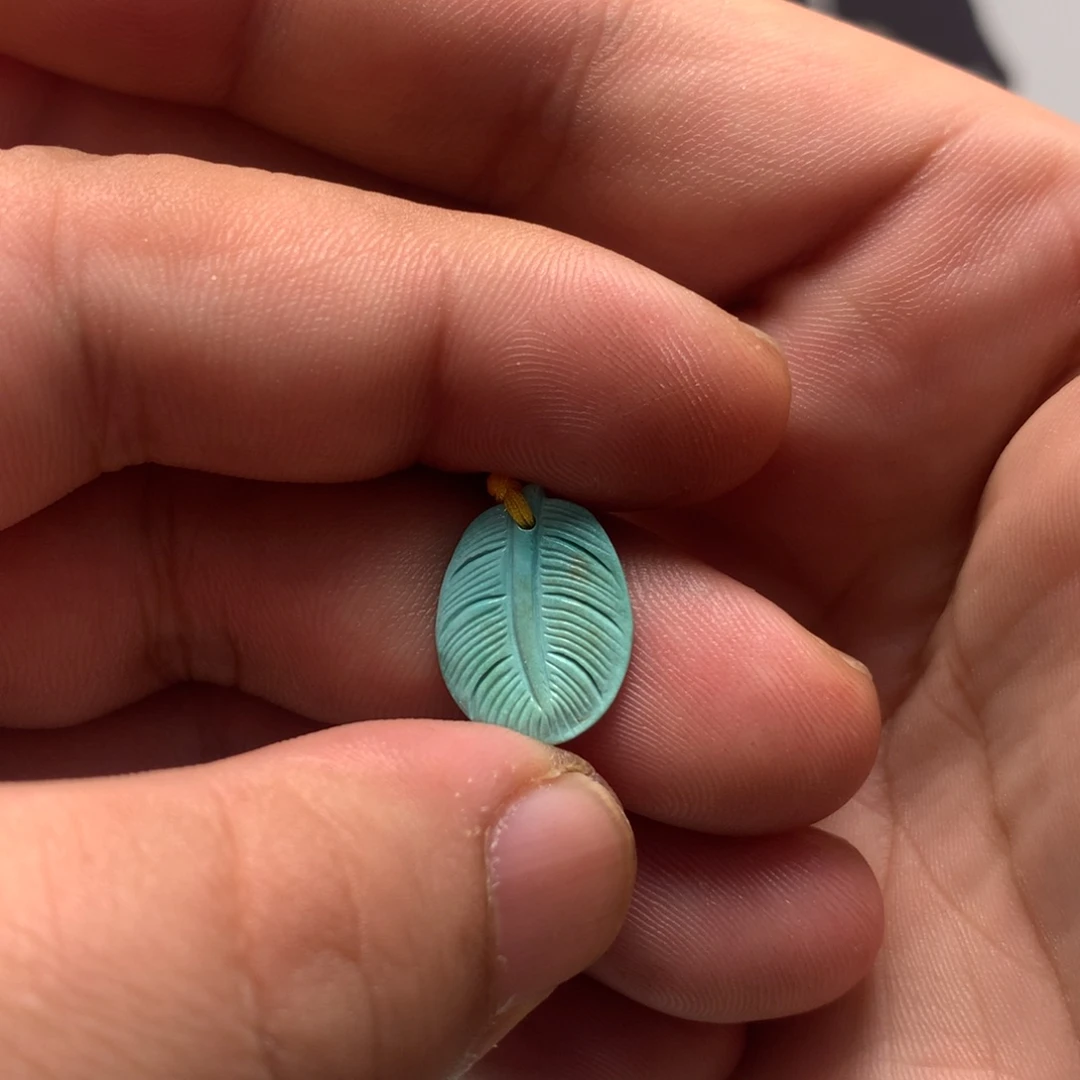 绿松石未镶嵌挂件