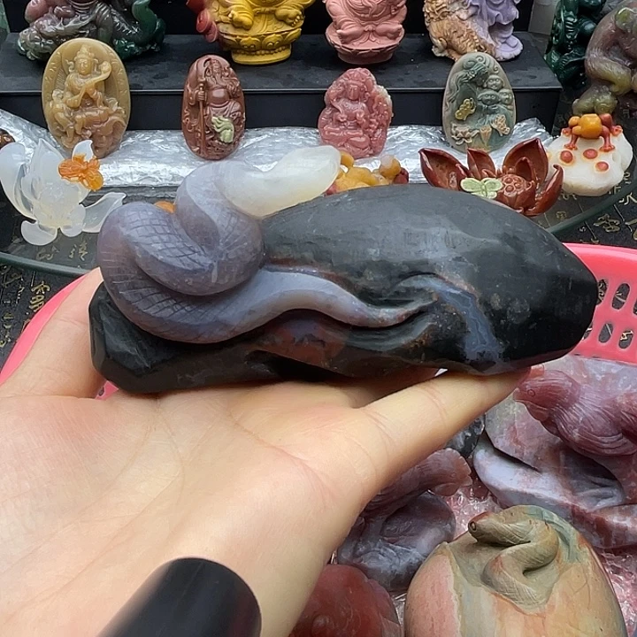 石英质玉未镶嵌摆件