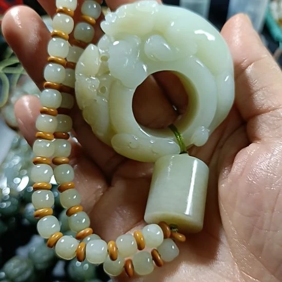 和田玉未镶嵌颈饰北****9