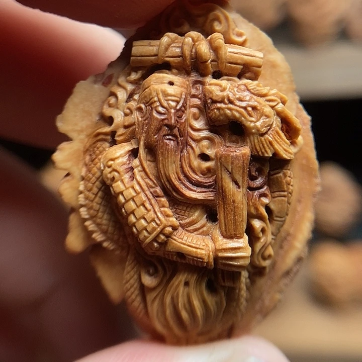 纯手工浮雕关公夜读兵书