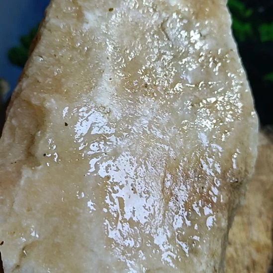 蛇纹石玉未镶嵌珠宝奇石