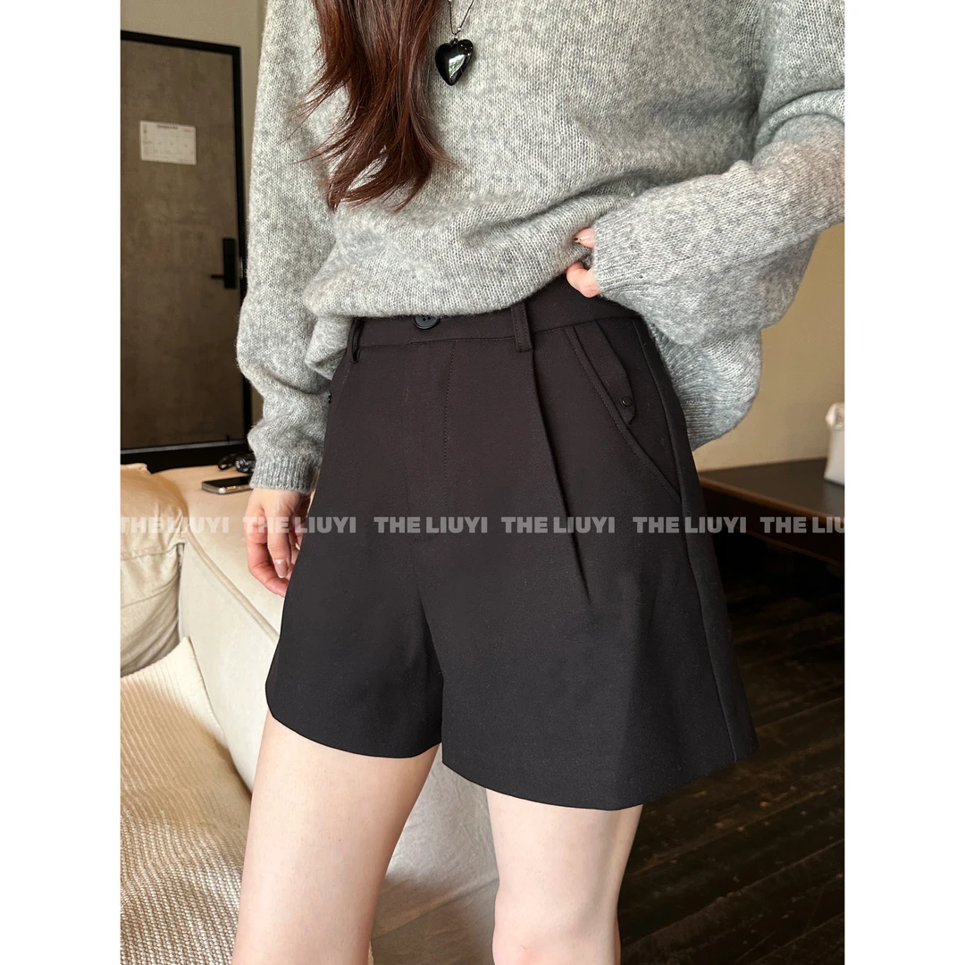 【LIUYI】百搭高腰显瘦西装短裤58122