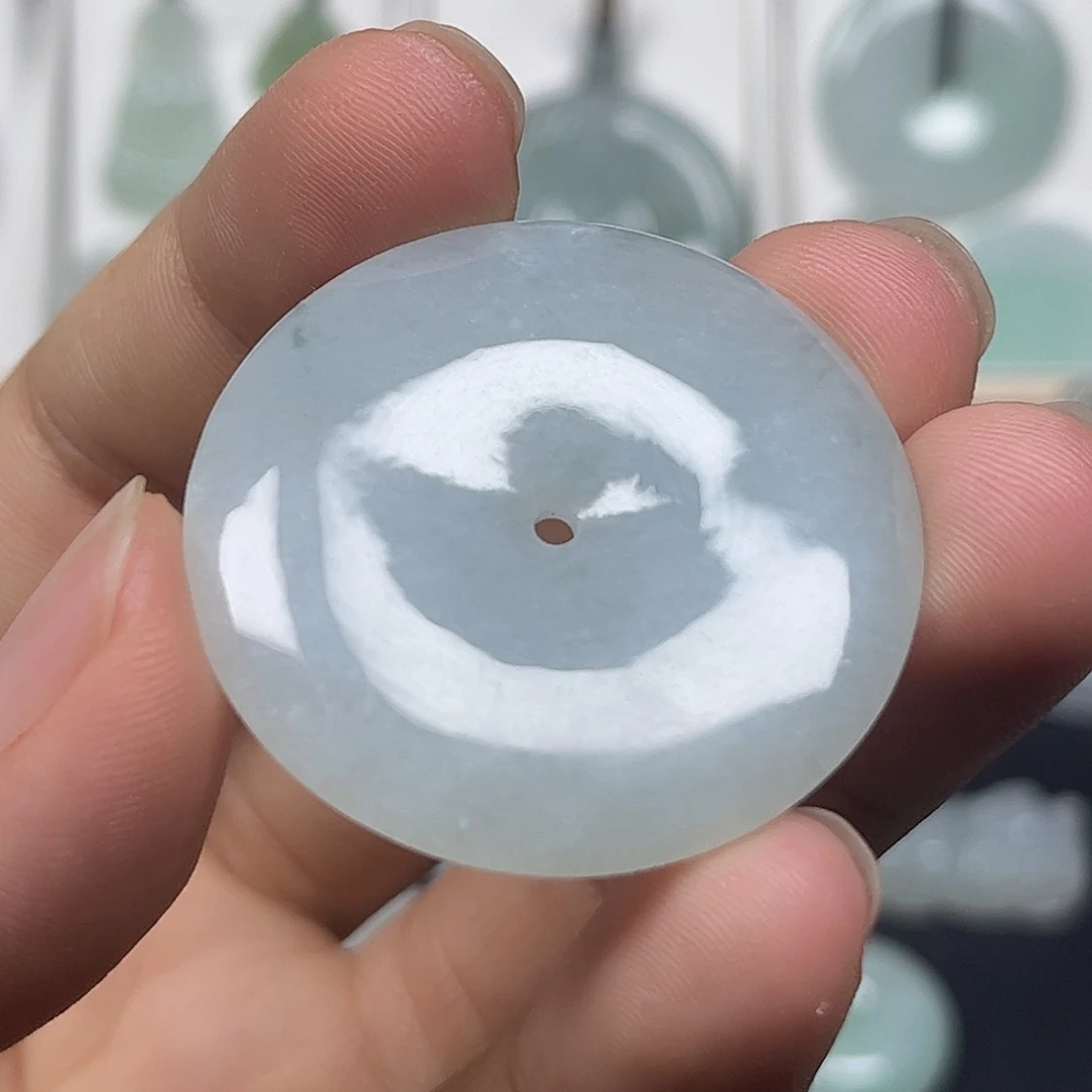 翡翠未镶嵌颈饰缅甸翡翠