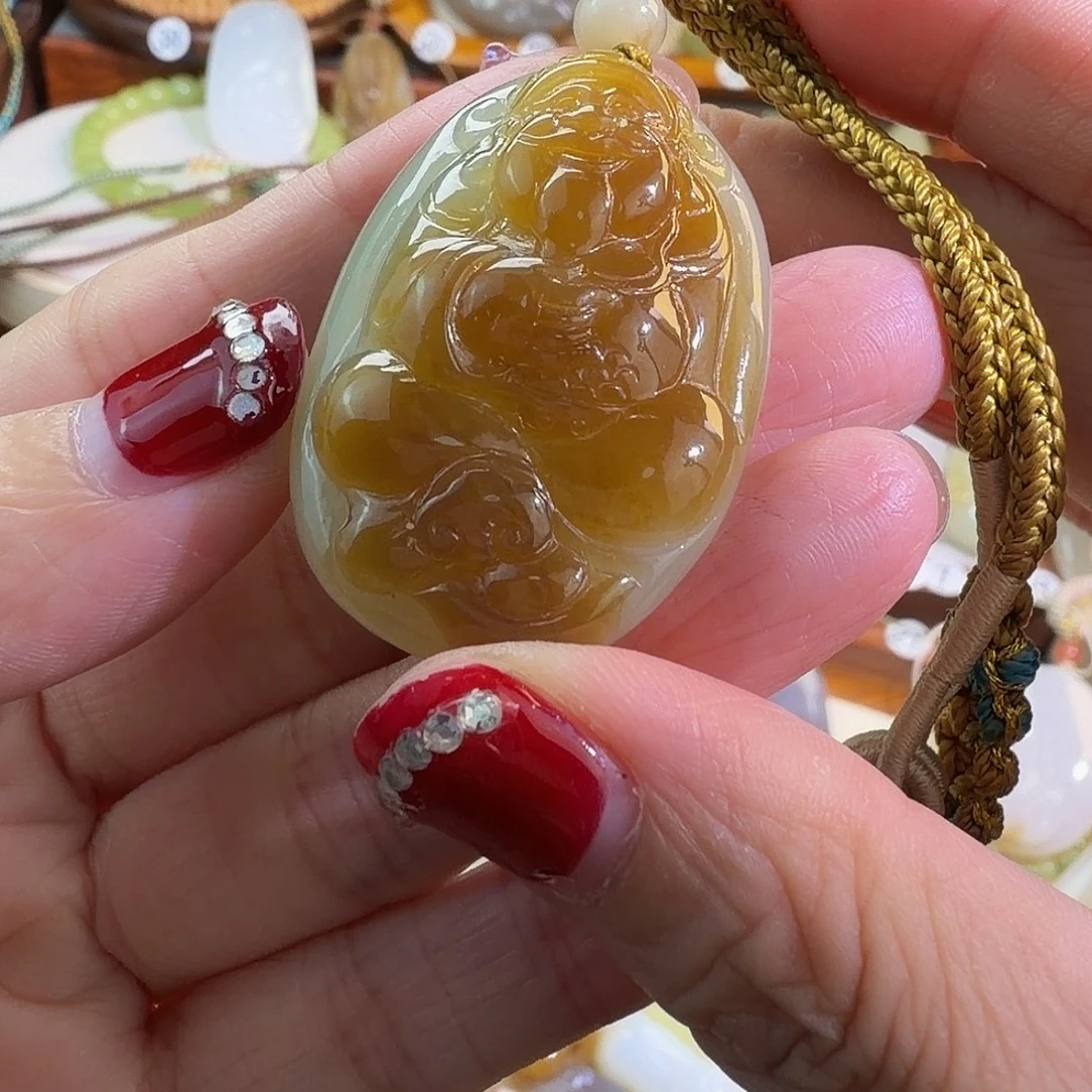 x***x颈饰未镶嵌和田玉