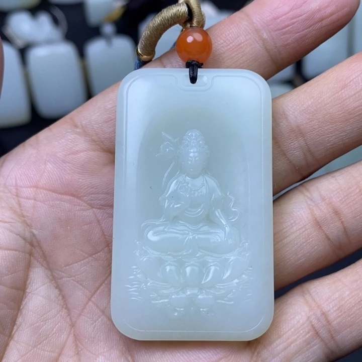 颈饰未镶嵌和田玉