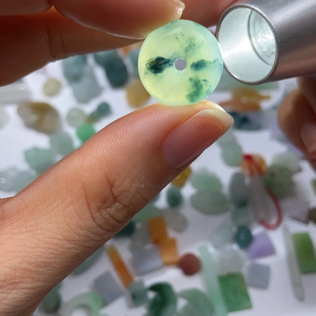 定制翡翠未镶嵌翡翠16*4.7