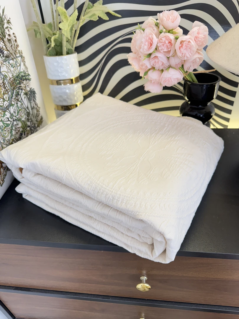 200*230全麻系列韩国毯素色圆盘提花款床盖 圆盘