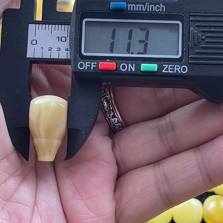 未镶嵌蜜蜡裸石41杂