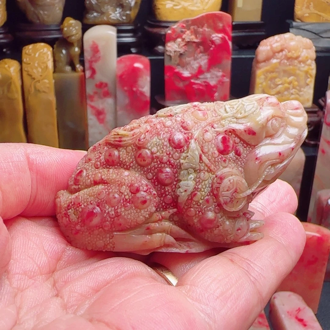昌化石昌化鸡血石