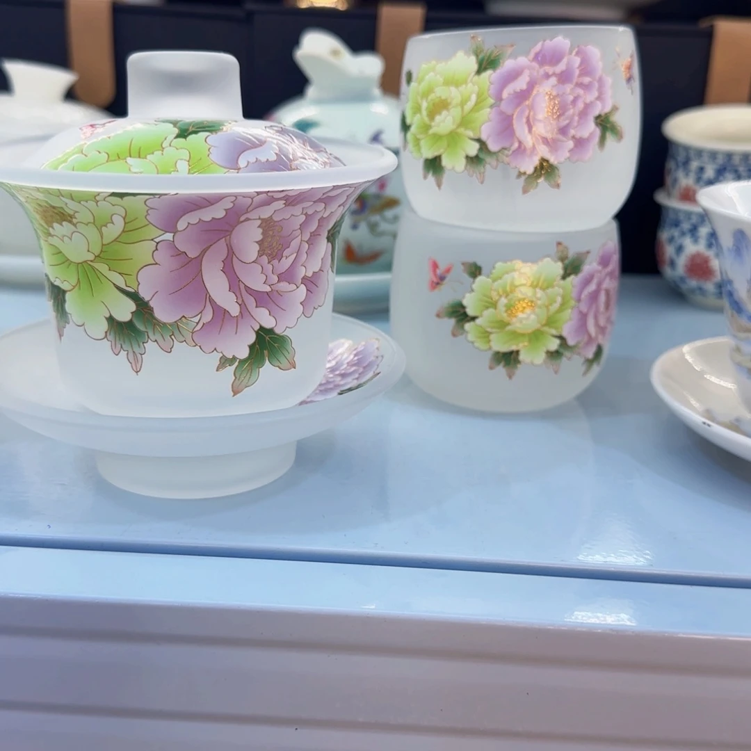 这些盖碗真好看！！！