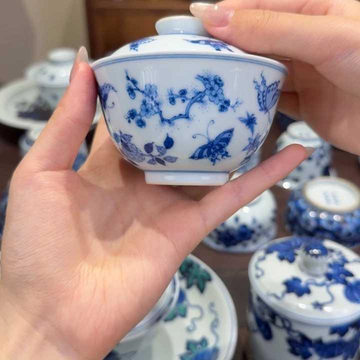 摆件在这场战斗的同时