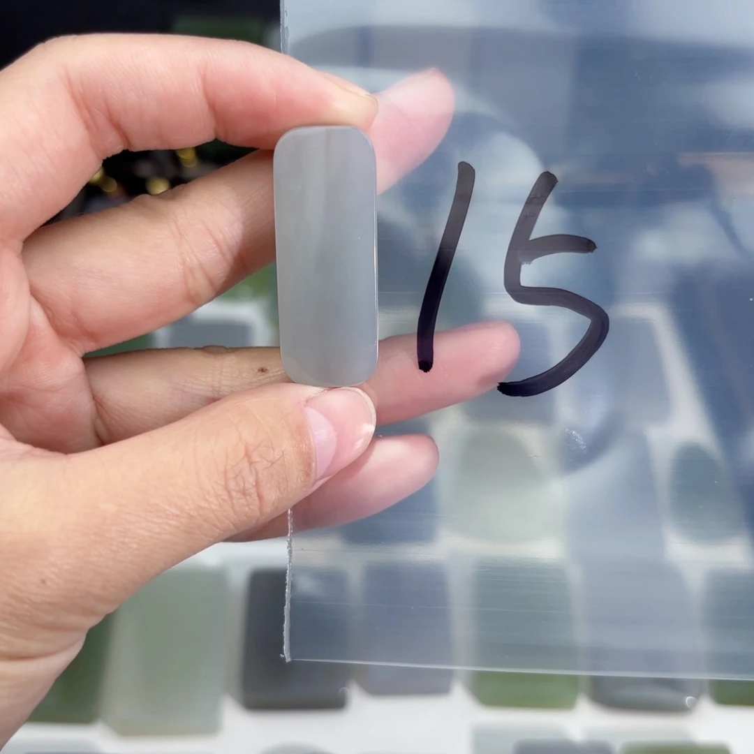 和田玉随形未镶嵌