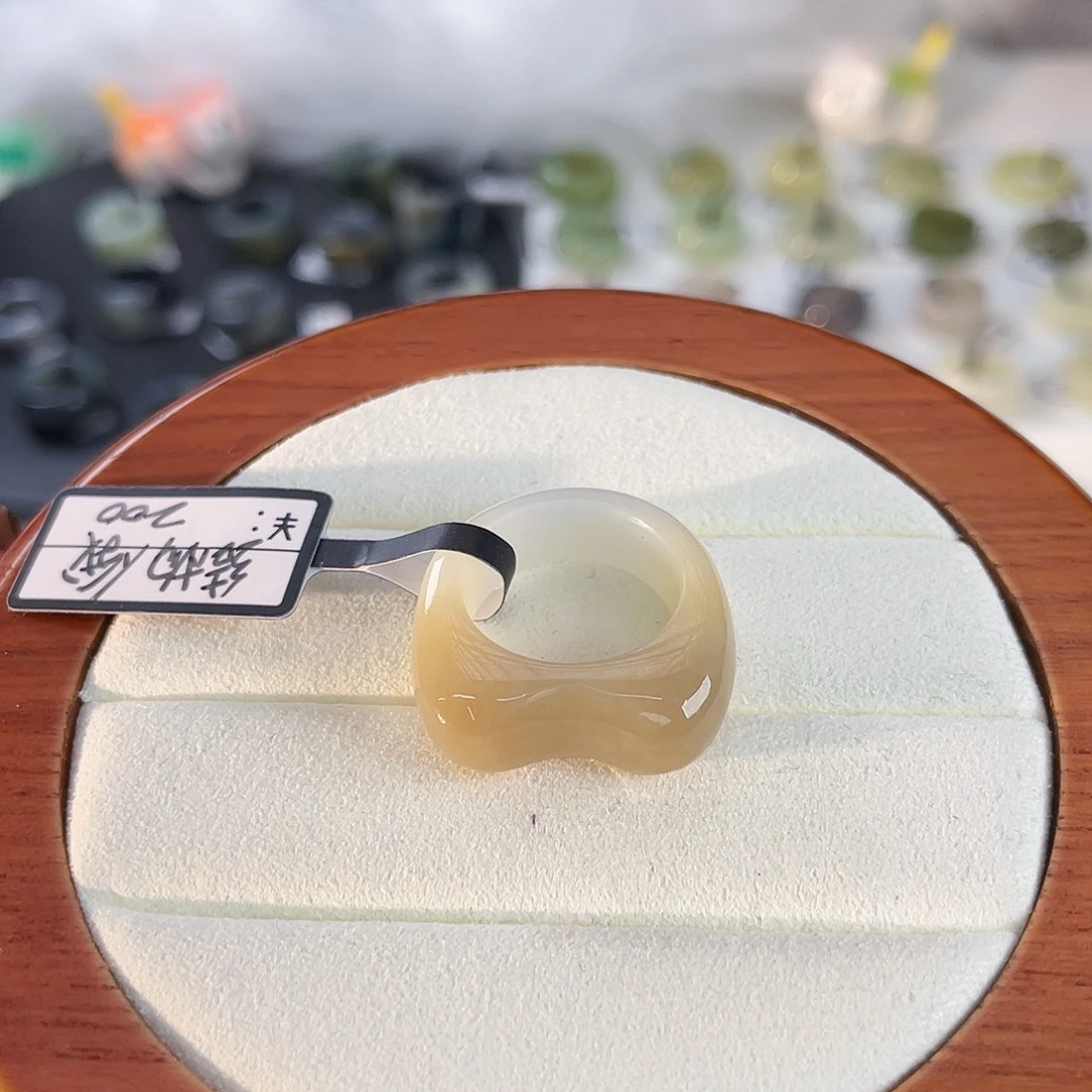 和田玉未镶嵌戒指k7 糖白猫耳16.1