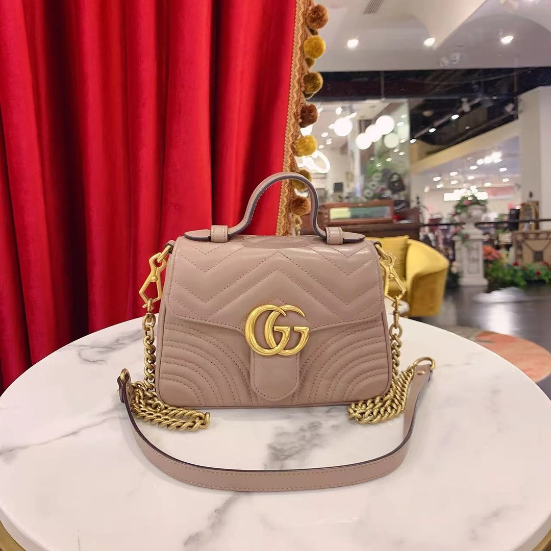 95新 GUCCI/古驰 GGS古驰马蒙邮差小号奶茶色金扣牛皮83472215