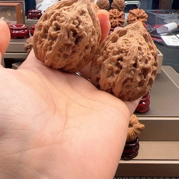 万***班吊坠文玩核桃43 大沽石 l-013