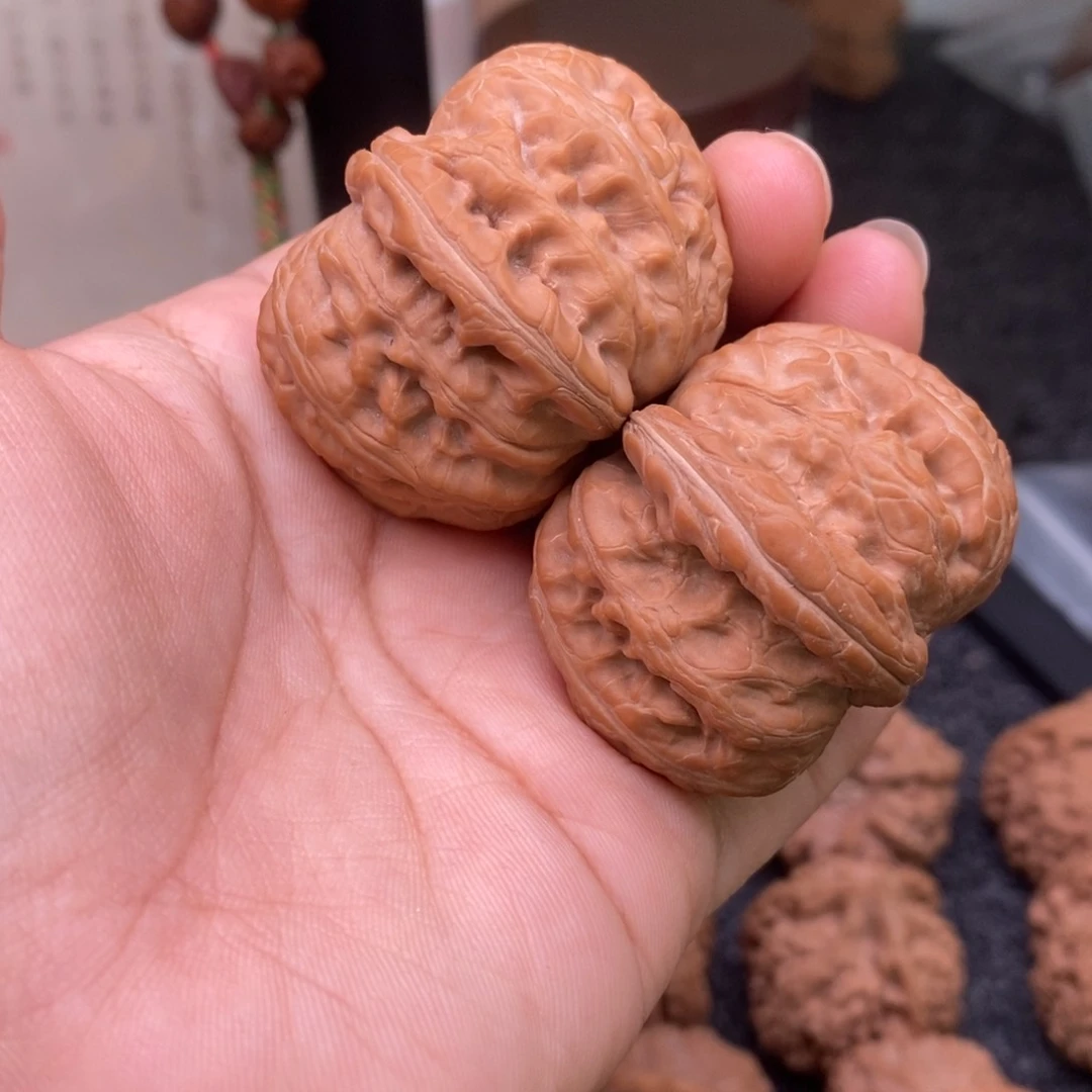 文玩核桃把件42元宝